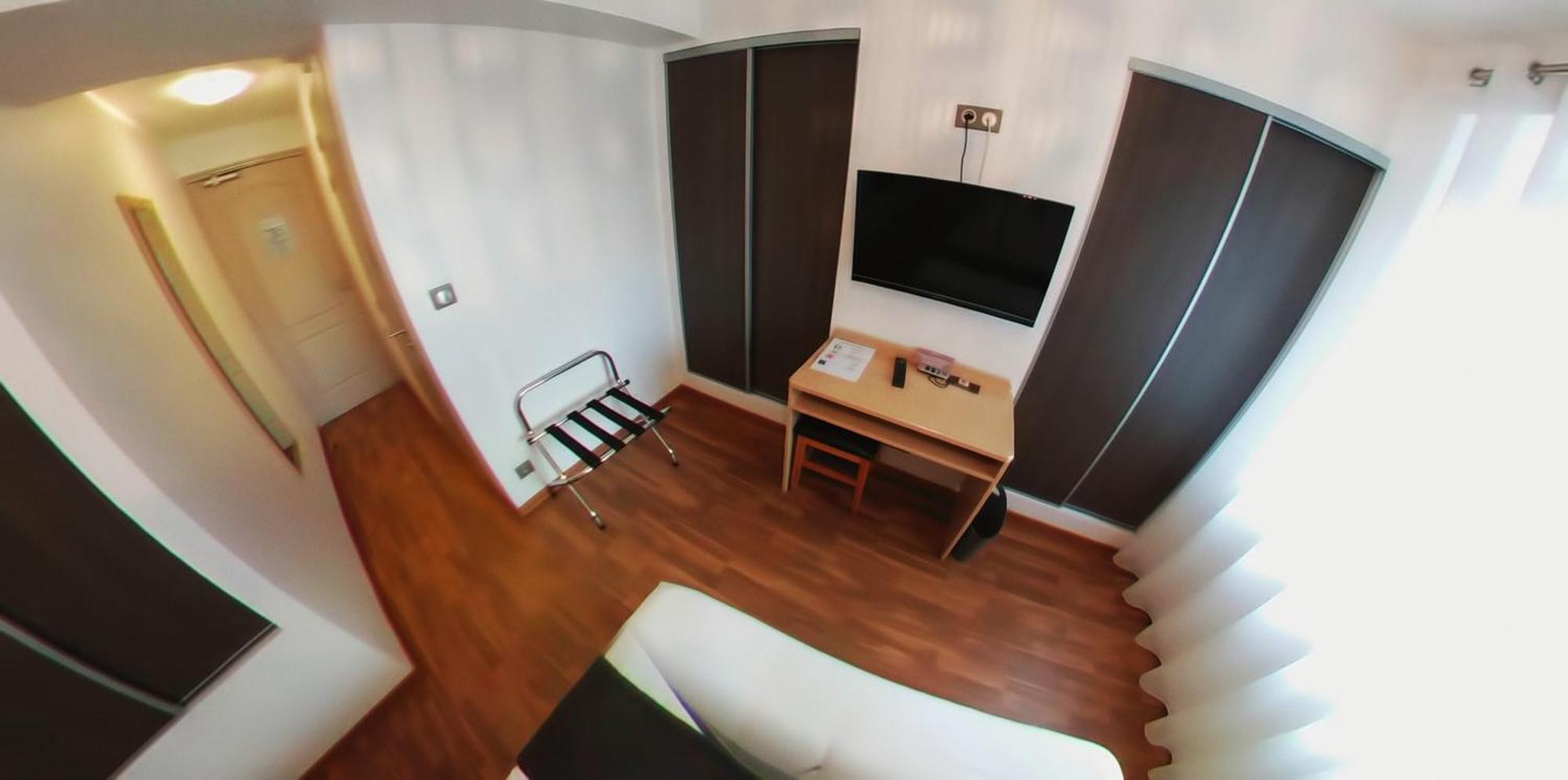 Hotel Au Bon Coin Cloyes-sur-le-Loir المظهر الخارجي الصورة